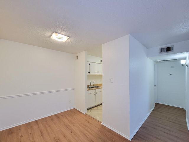 3535 Nasa Rd 1 78, Seabrook, TX 77586
