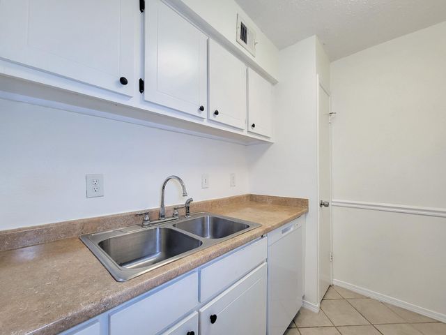 3535 Nasa Rd 1 78, Seabrook, TX 77586