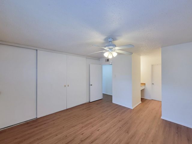 3535 Nasa Rd 1 78, Seabrook, TX 77586