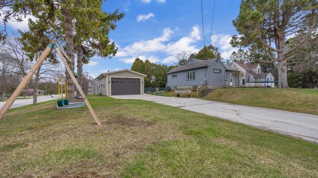 2119 N 38th STREET, Sheboygan, WI 53081