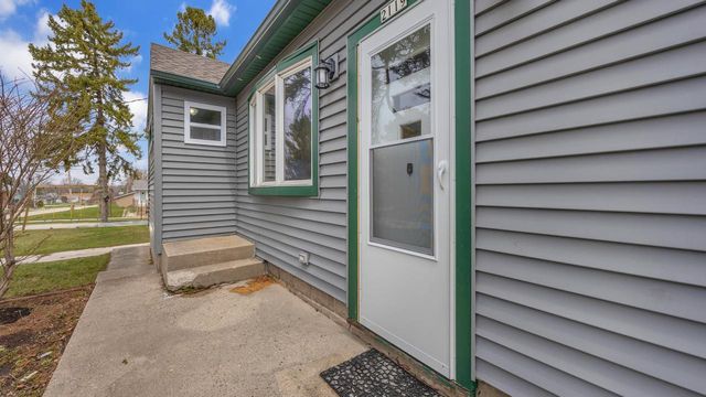 2119 N 38th STREET, Sheboygan, WI 53081