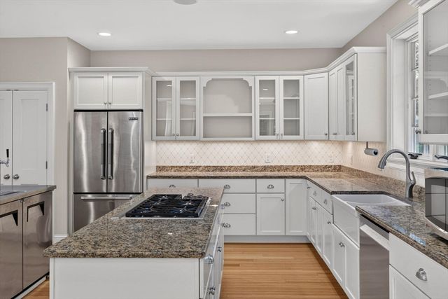 3 Baywood Dr, Orleans, MA 02653