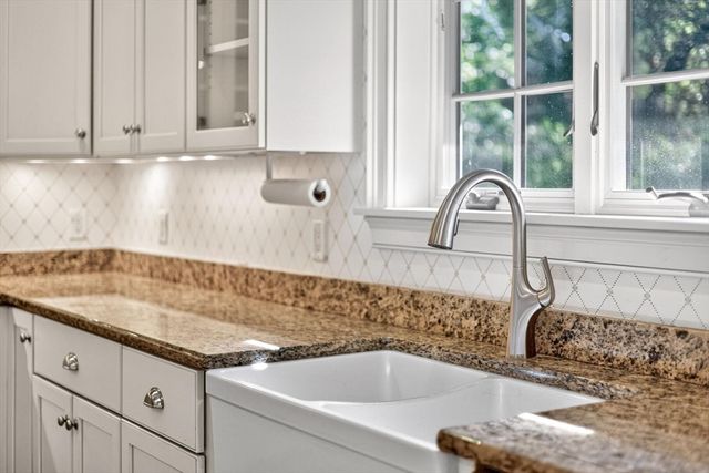 3 Baywood Dr, Orleans, MA 02653