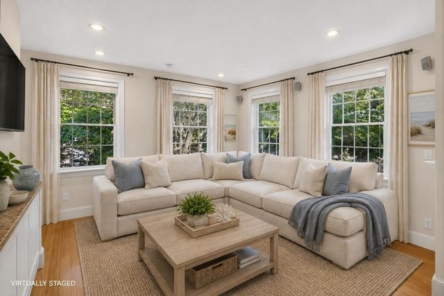 3 Baywood Dr, Orleans, MA 02653
