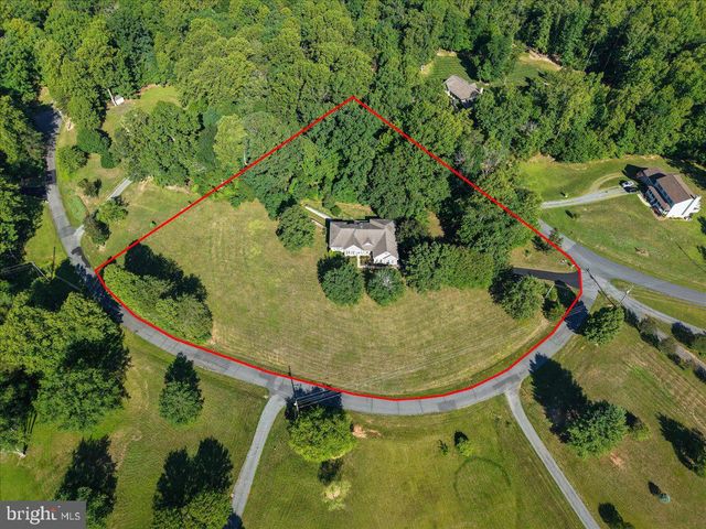 14 SURREY, Madison, VA 22727