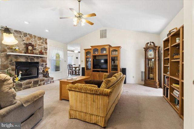 14 SURREY, Madison, VA 22727