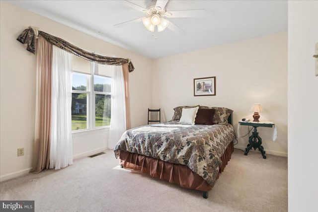 14 SURREY, Madison, VA 22727
