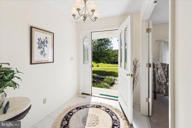 14 SURREY, Madison, VA 22727