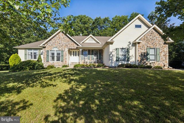 14 SURREY, Madison, VA 22727