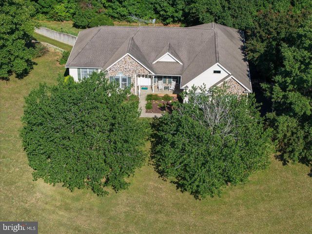 14 SURREY, Madison, VA 22727
