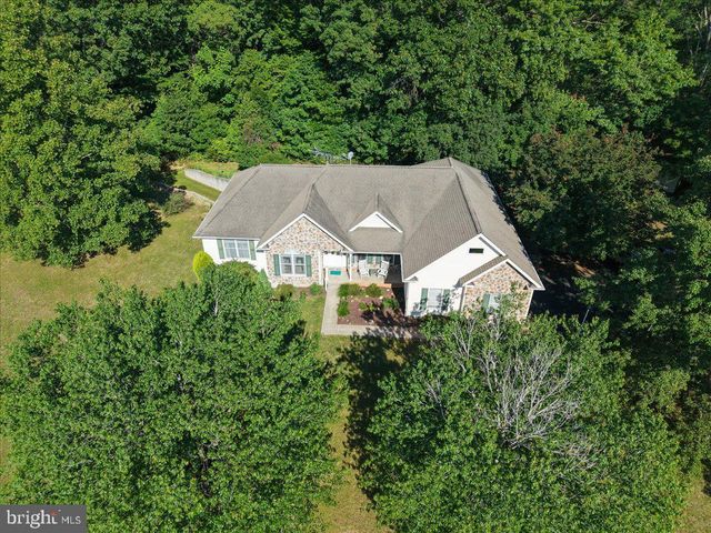 14 SURREY, Madison, VA 22727