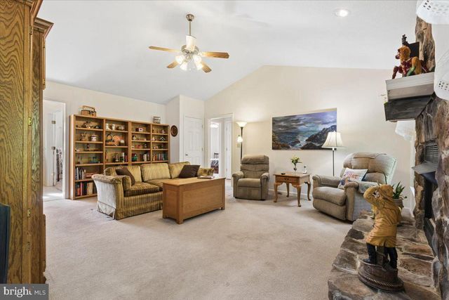 14 SURREY, Madison, VA 22727