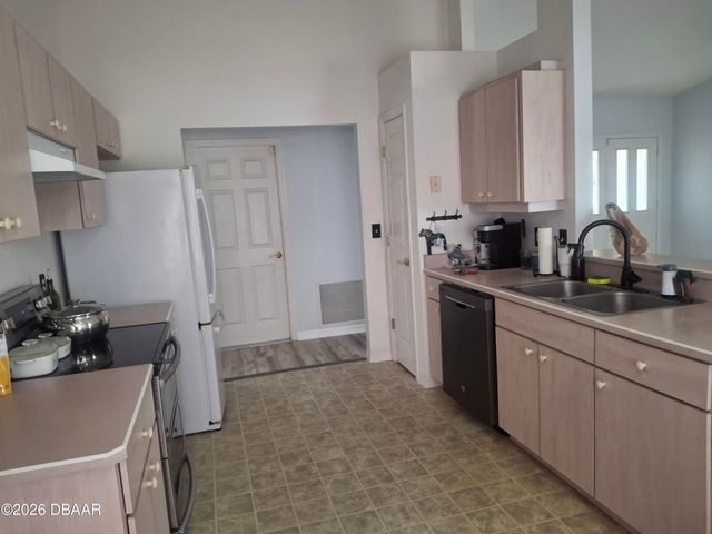 5 Butterfield Place, Palm Coast, FL 32137