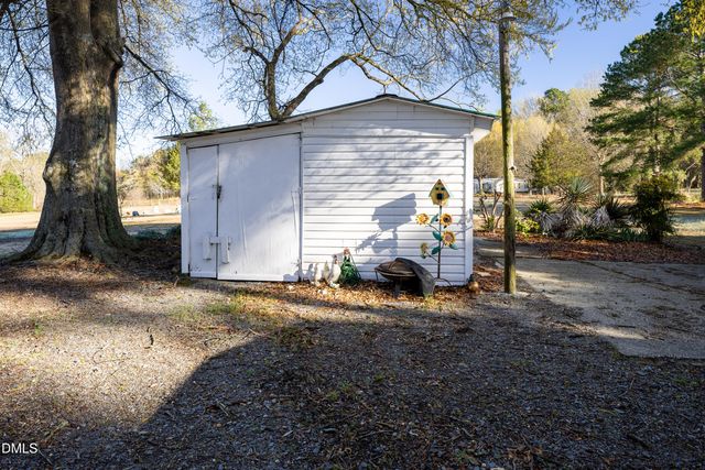 4474 Autryville Road, Autryville, NC 28318