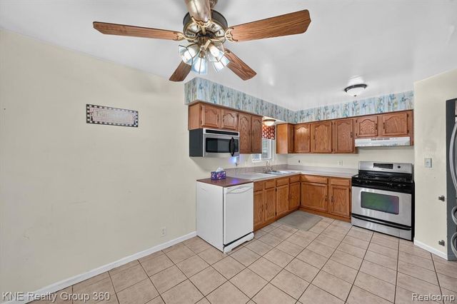 25507 Keeler Road, Redford, MI 48239
