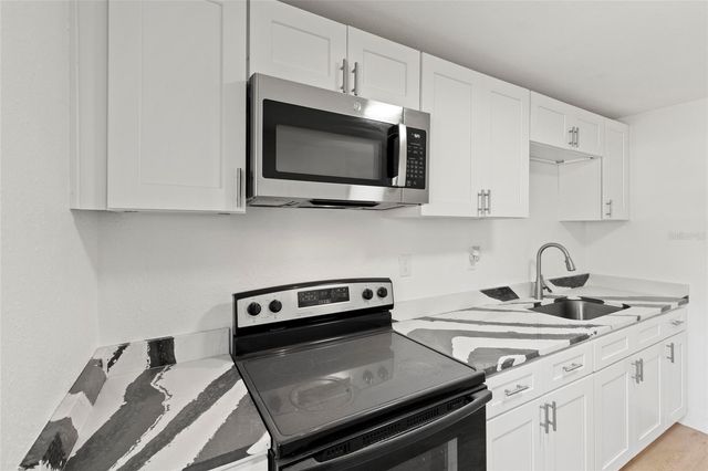8613 N 14TH STREET, Tampa, FL 33604