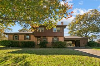 100 Ward DR, Hampton, VA 23669