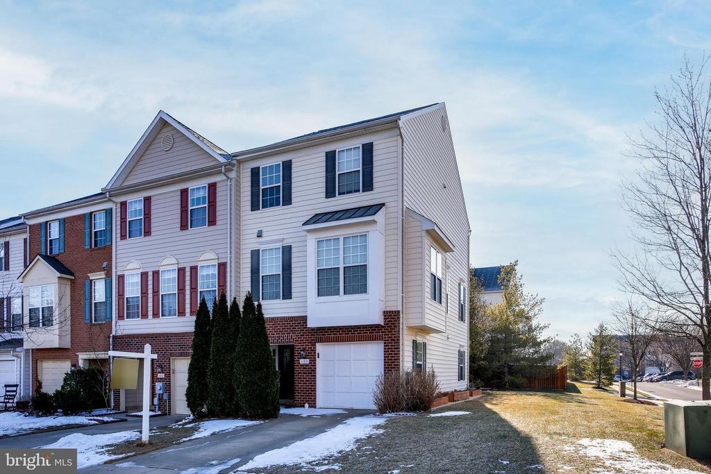 100 PENWICK CIR, Frederick, MD 21702