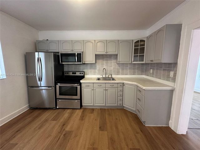 267 NW 33rd Street 1, Miami, FL 33127