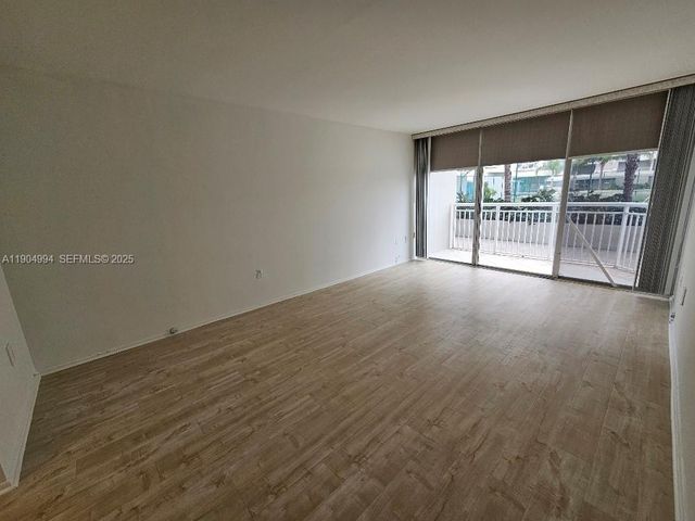 18041 Biscayne Boulevard 204, Aventura, FL 33160