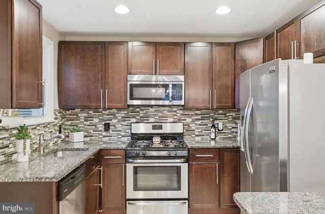 5612 DELAWARE DR, Oxon Hill, MD 20745