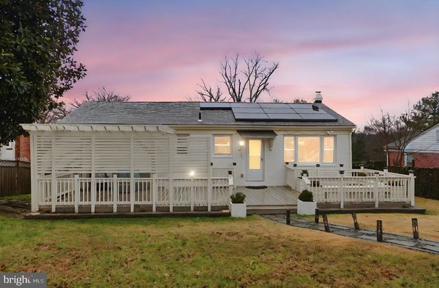 5612 DELAWARE DR, Oxon Hill, MD 20745