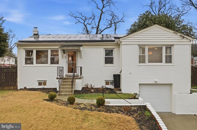 5612 DELAWARE DR, Oxon Hill, MD 20745