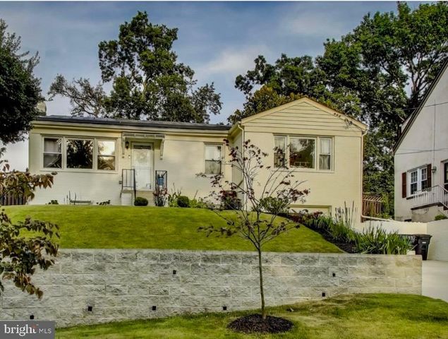 5612 DELAWARE DR, Oxon Hill, MD 20745