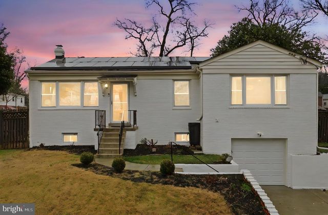 5612 DELAWARE DR, Oxon Hill, MD 20745