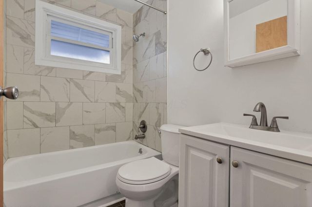 2535 Bulen Avenue, Columbus, OH 43207