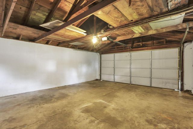 2535 Bulen Avenue, Columbus, OH 43207