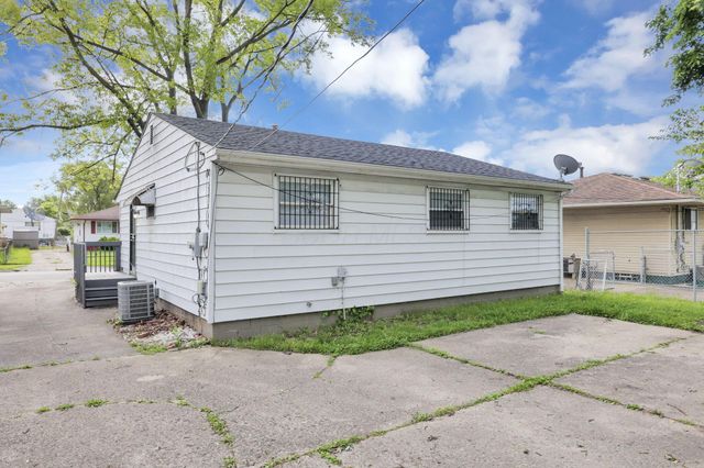 2535 Bulen Avenue, Columbus, OH 43207