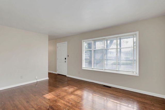 2535 Bulen Avenue, Columbus, OH 43207