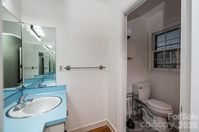 620 Diamondhead Drive NE, Lenoir, NC 28645