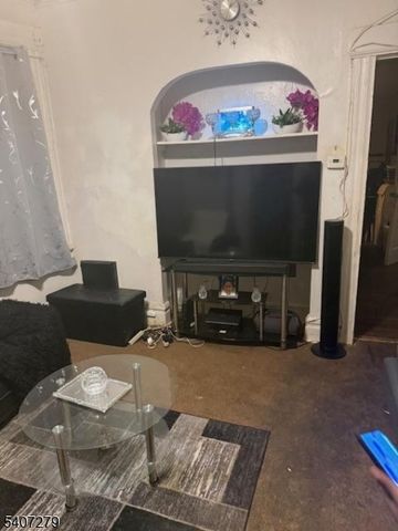 49 Norwood St 3, Newark City, NJ 07106