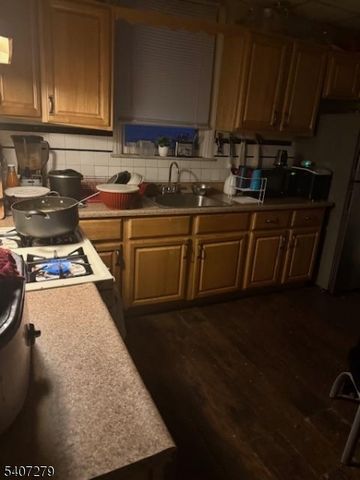 49 Norwood St 3, Newark City, NJ 07106