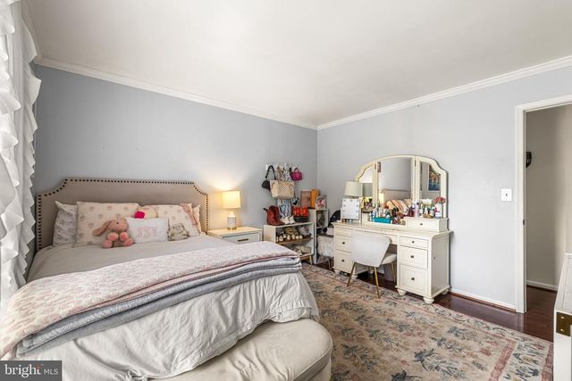 13 BARROW CT, Towson, MD 21204