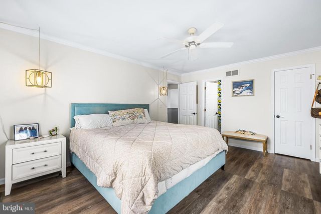 13 BARROW CT, Towson, MD 21204