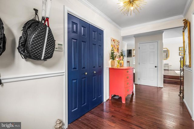 13 BARROW CT, Towson, MD 21204
