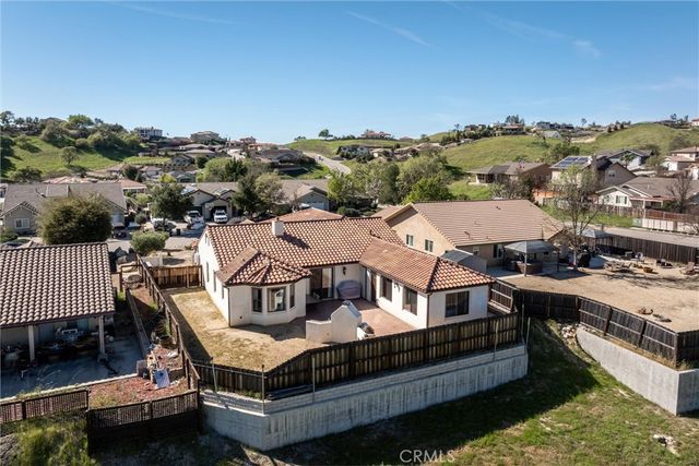 3620 Delaney Place, Paso Robles, CA 93446