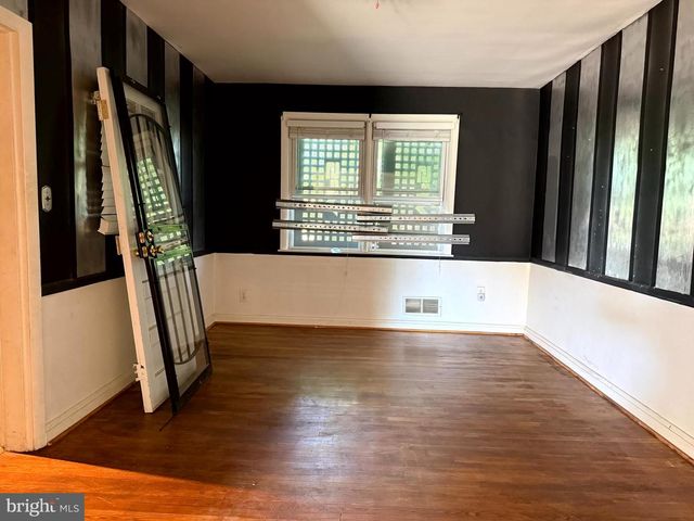 6142 DUNROMING RD, Baltimore, MD 21239