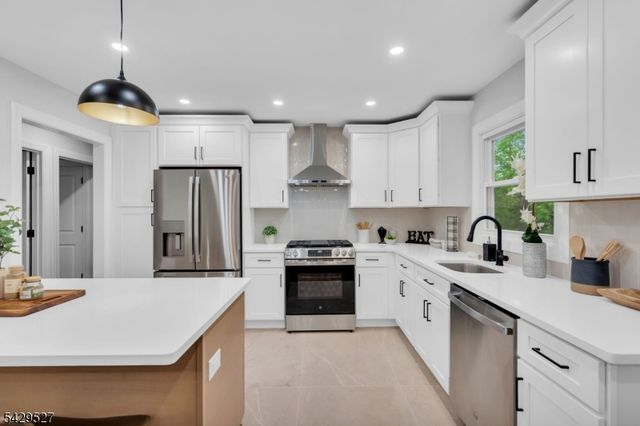 1318 Marcella Dr, Union Twp., NJ 07083