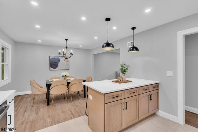 1318 Marcella Dr, Union Twp., NJ 07083
