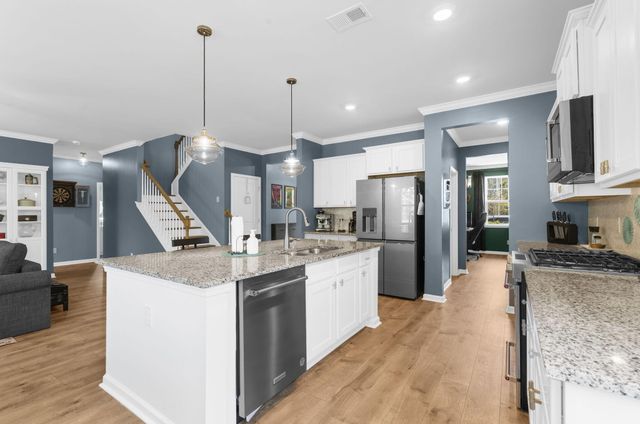 181 Cherry Grove Drive, Summerville, SC 29483