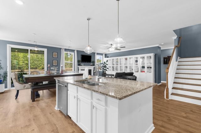 181 Cherry Grove Drive, Summerville, SC 29483