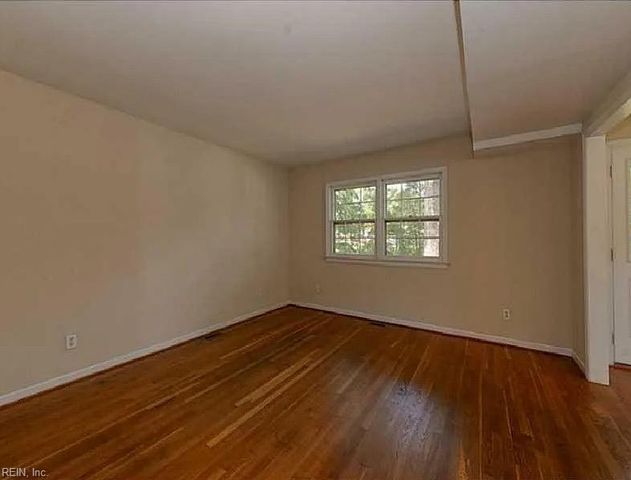 265 Benns RD, Newport News, VA 23601