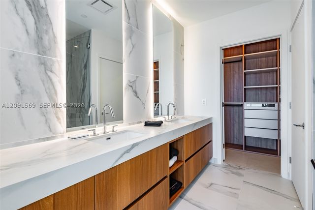 1400 Biscayne Blvd 405, Miami, FL 33132