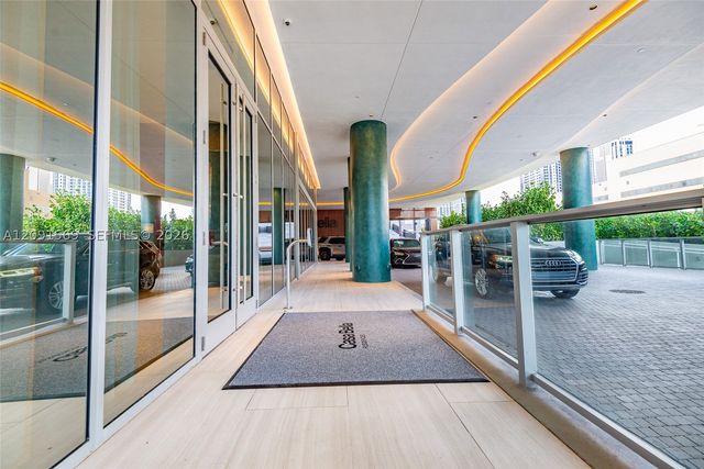 1400 Biscayne Blvd 405, Miami, FL 33132