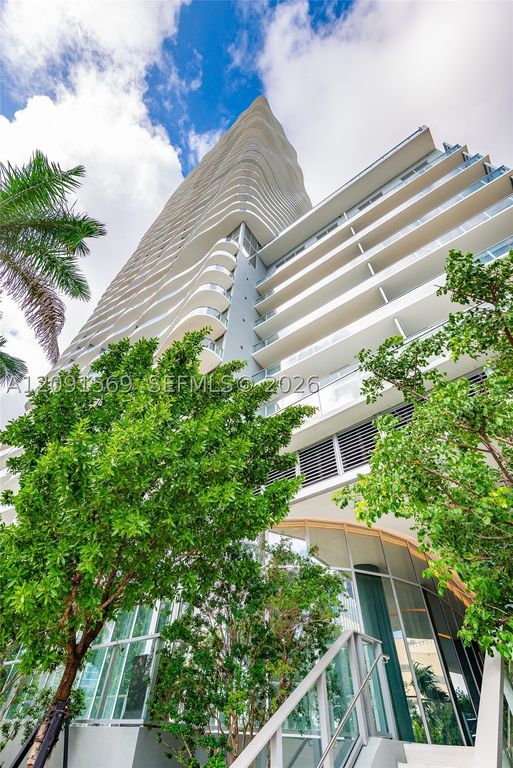 1400 Biscayne Blvd 405, Miami, FL 33132