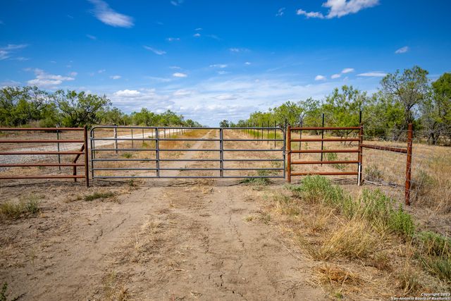 TBD FELIX RD, St Hedwig, TX 78152